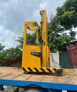 Xe nâng Nhật đã qua sử dụng từ KBC, nhập khẩu trực tiếp từ Nhật Bản, bền bỉ và phù hợp cho các nhà máy, khu công nghiệp tại Việt Nam