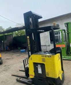 Xe nâng Nhật đã qua sử dụng từ KBC, nhập khẩu trực tiếp từ Nhật Bản, bền bỉ và phù hợp cho các nhà máy, khu công nghiệp tại Việt Nam
