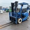 Xe nâng Nhật đã qua sử dụng từ KBC, nhập khẩu trực tiếp từ Nhật Bản, bền bỉ và phù hợp cho các nhà máy, khu công nghiệp tại Việt Nam