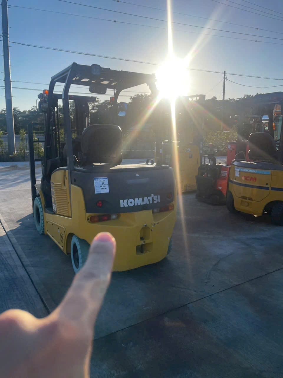 Xe nâng Nhật đã qua sử dụng từ KBC, nhập khẩu trực tiếp từ Nhật Bản, bền bỉ và phù hợp cho các nhà máy, khu công nghiệp tại Việt Nam