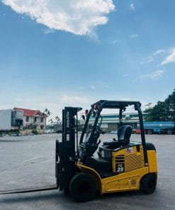 xe nâng Komatsu 2.5 tấn