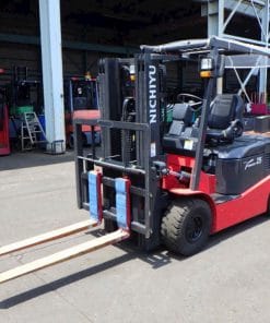 xe nâng Nichiyu 2.5 tấn, nhập khẩu Nhật Bản