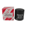 Lọc dầu xe nâng Toyota chính hãng, giúp loại bỏ tạp chất và bụi bẩn, bảo vệ động cơ xe nâng Toyota.