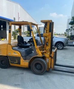 Xe nâng dầu Mitsubishi 3 tấn, khung nâng 3m, nhập khẩu Nhật Bản, bền bỉ và mạnh mẽ.
