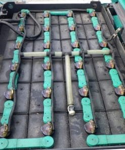 Bình điện Xe nâng điện Komatsu 1.5 tấn model FB15-EX11, khung nâng 3000mm, lấy hàng trong container, sản xuất năm 2005, bình điện 48V, xe còn nguyên bản, chất lượng tốt.