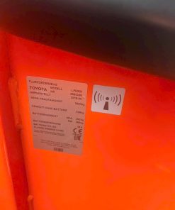 Xe nâng walkie Toyota 2 tấn model LPE200, sản xuất năm 2018, trợ lực lái, platform đứng lái, nhập khẩu Châu Âu nguyên bản.