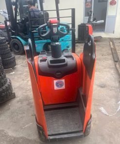 Xe nâng walkie Toyota 2 tấn model LPE200, sản xuất năm 2018, trợ lực lái, platform đứng lái, nhập khẩu Châu Âu nguyên bản.