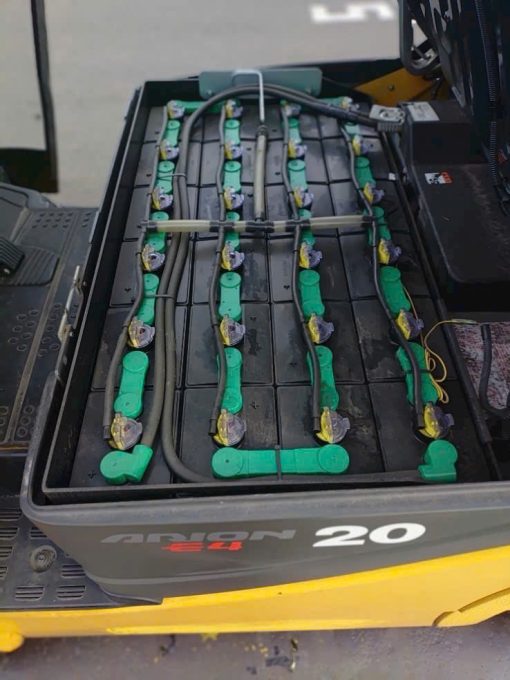 Xe nâng điện Komatsu FB20A-12 tải trọng 2 tấn, khung nâng 4.5m, sản xuất 2018, số giờ 5340, nhập khẩu Nhật Bản nguyên bản, phân phối bởi KBC.