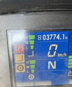 Xe nâng điện Komatsu FE25-1, sản xuất năm 2015, khung nâng 3 tầng cao 4300mm, 3774 giờ hoạt động, xe nhập khẩu nguyên bản từ Nhật Bản – KBC phân phối chính hãng tại Việt Nam.